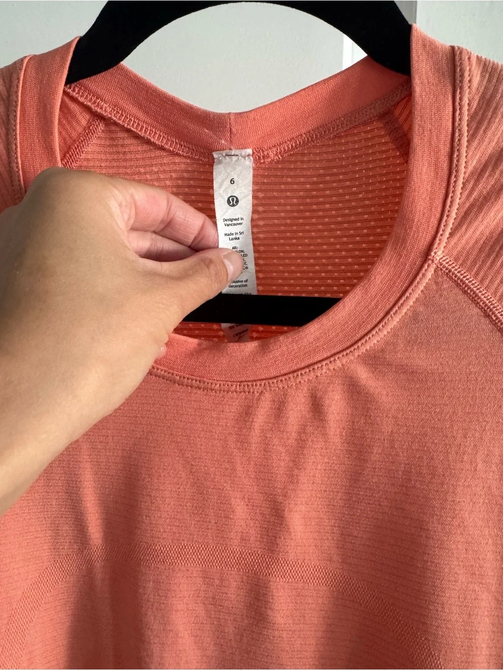 lululemon athletica Women's short sleeve coral swiftly size 4